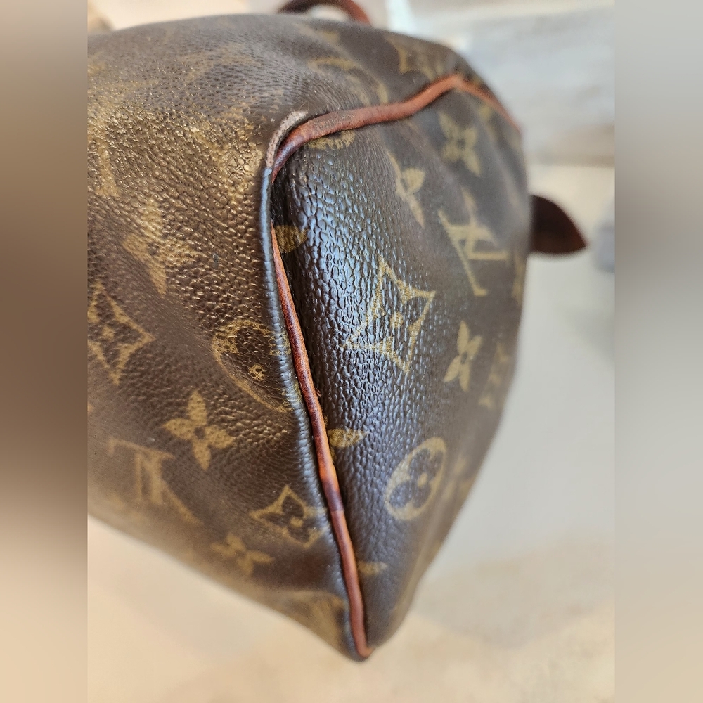 Authentic Vintage Louis Vuitton Speedy 25 Brown Monogram Handbag - Picture 11 of 16